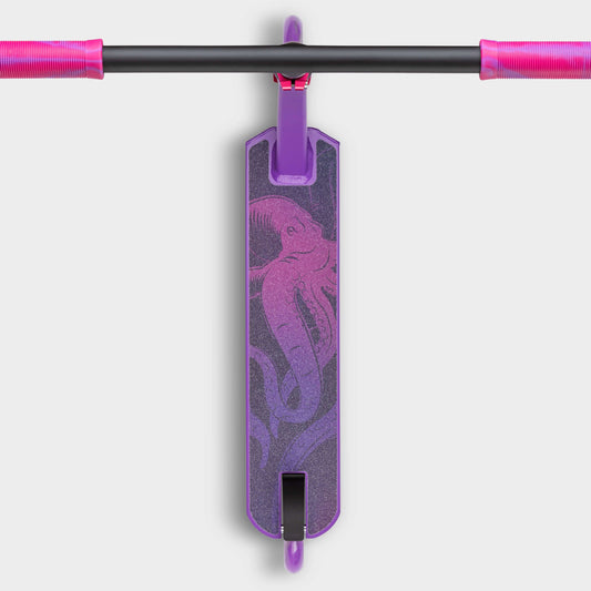 Critter Stunt Scooter: Purple