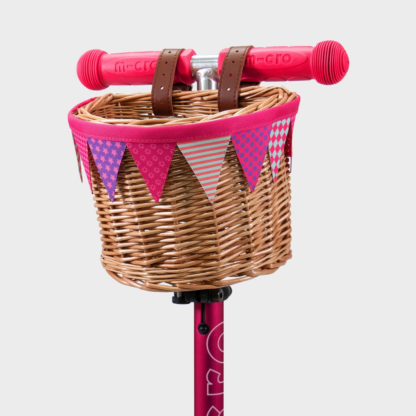 Wicker Basket: Pink