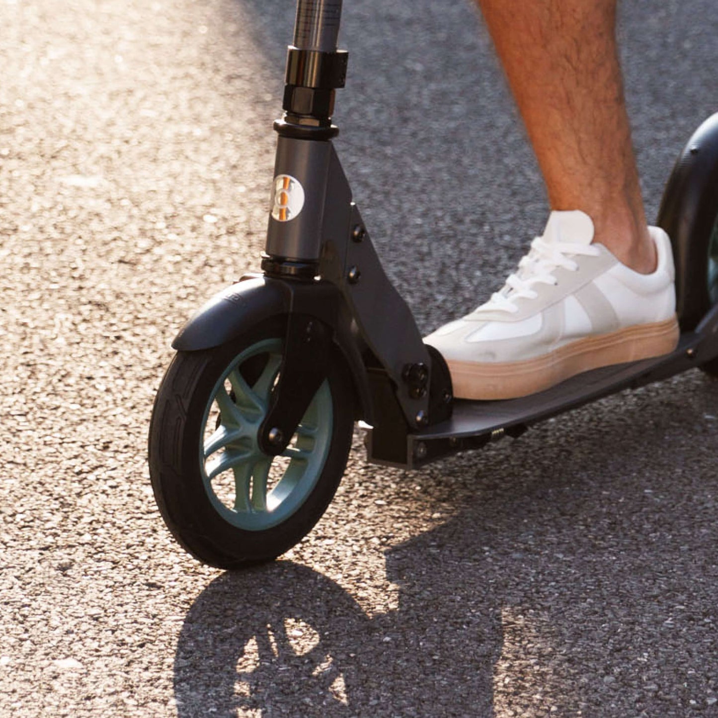 Micro Classic Sporty Wheel Scooter: Grey
