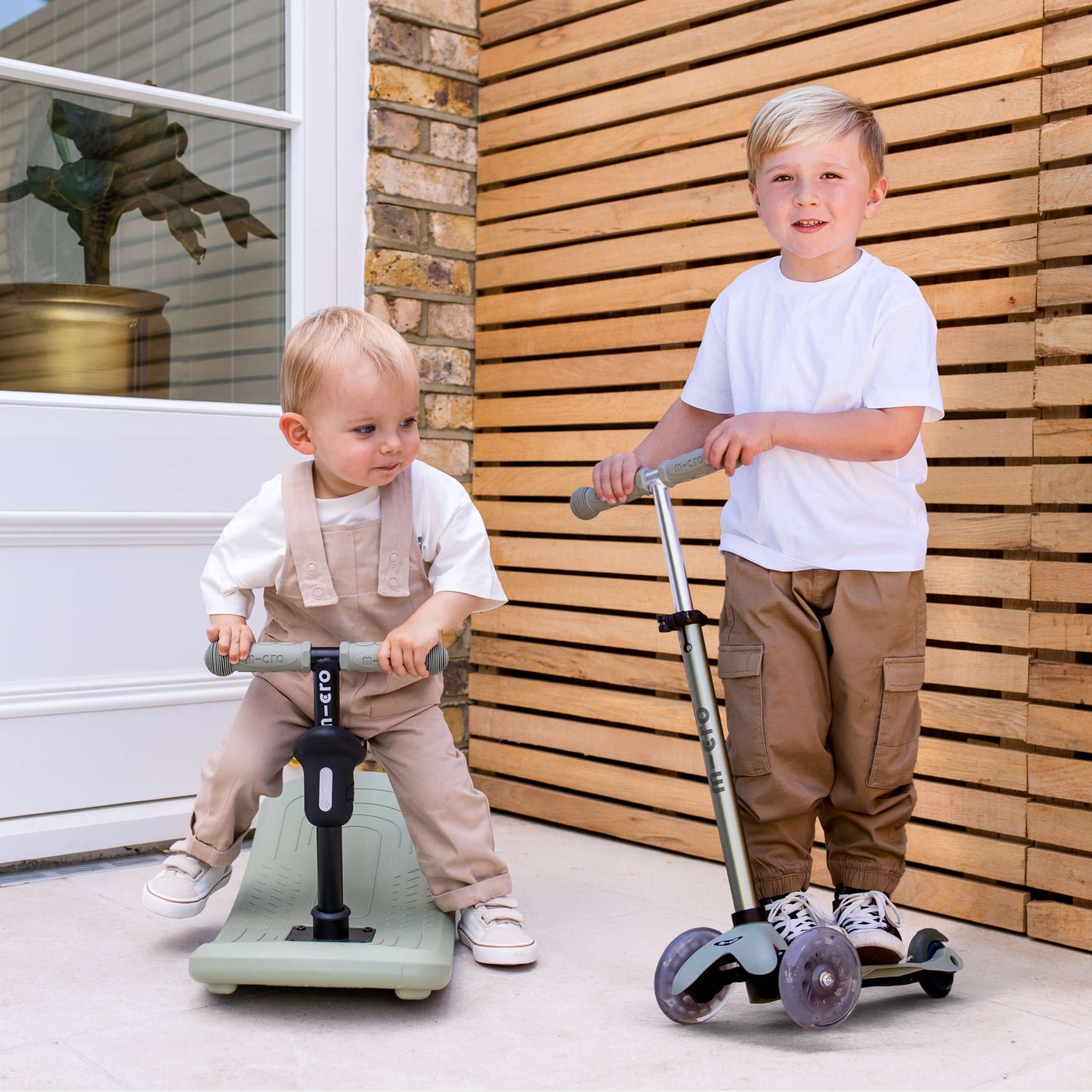 Mini Micro 6in1 Rock & Go Scooter: Sage Green