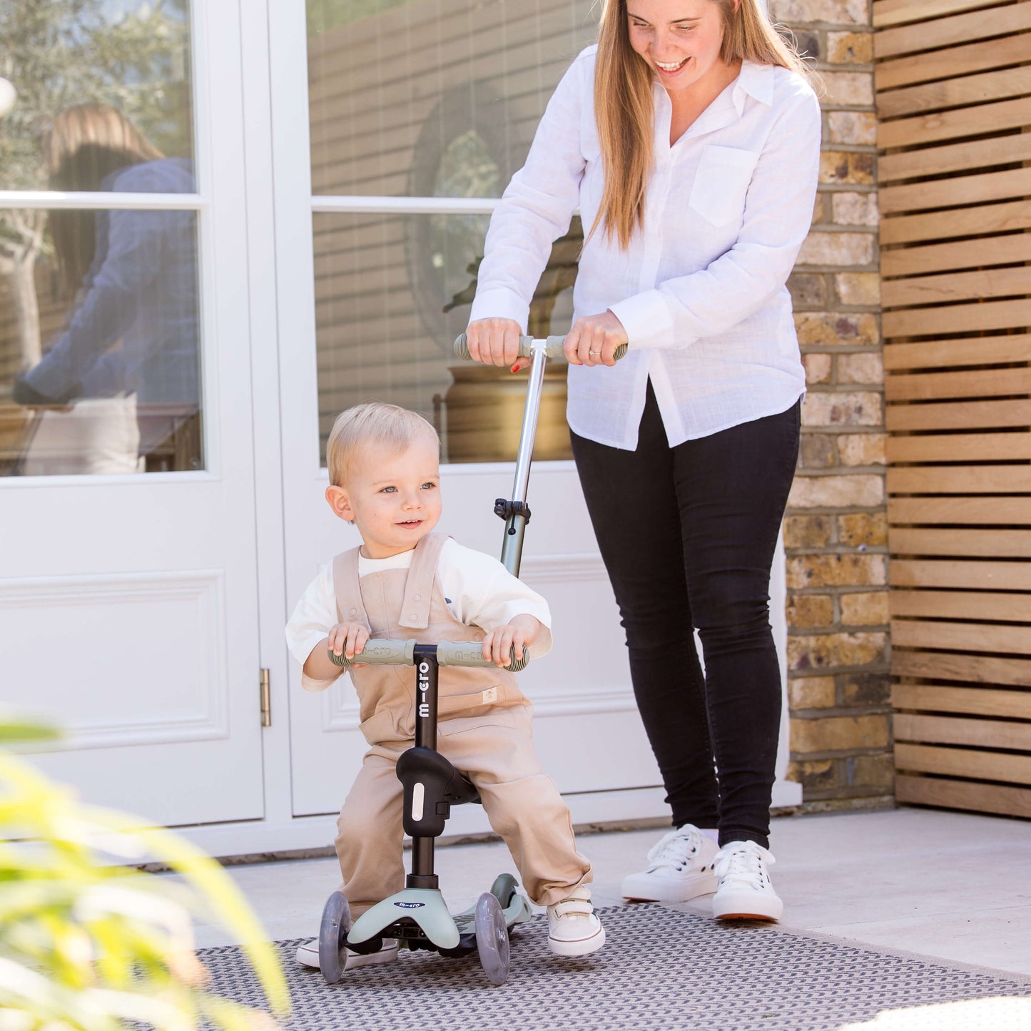 Mini Micro 4in1 with indoor rocker: Sage Green