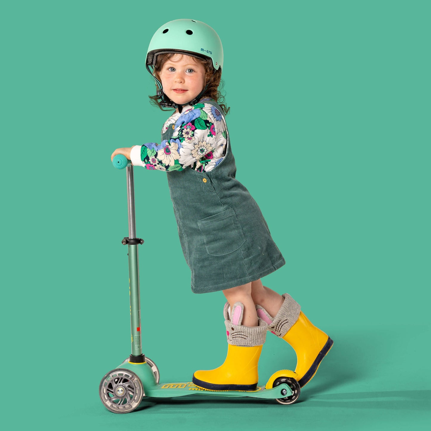 Plain Eco Helmet For Bikes and Scooters: Mint